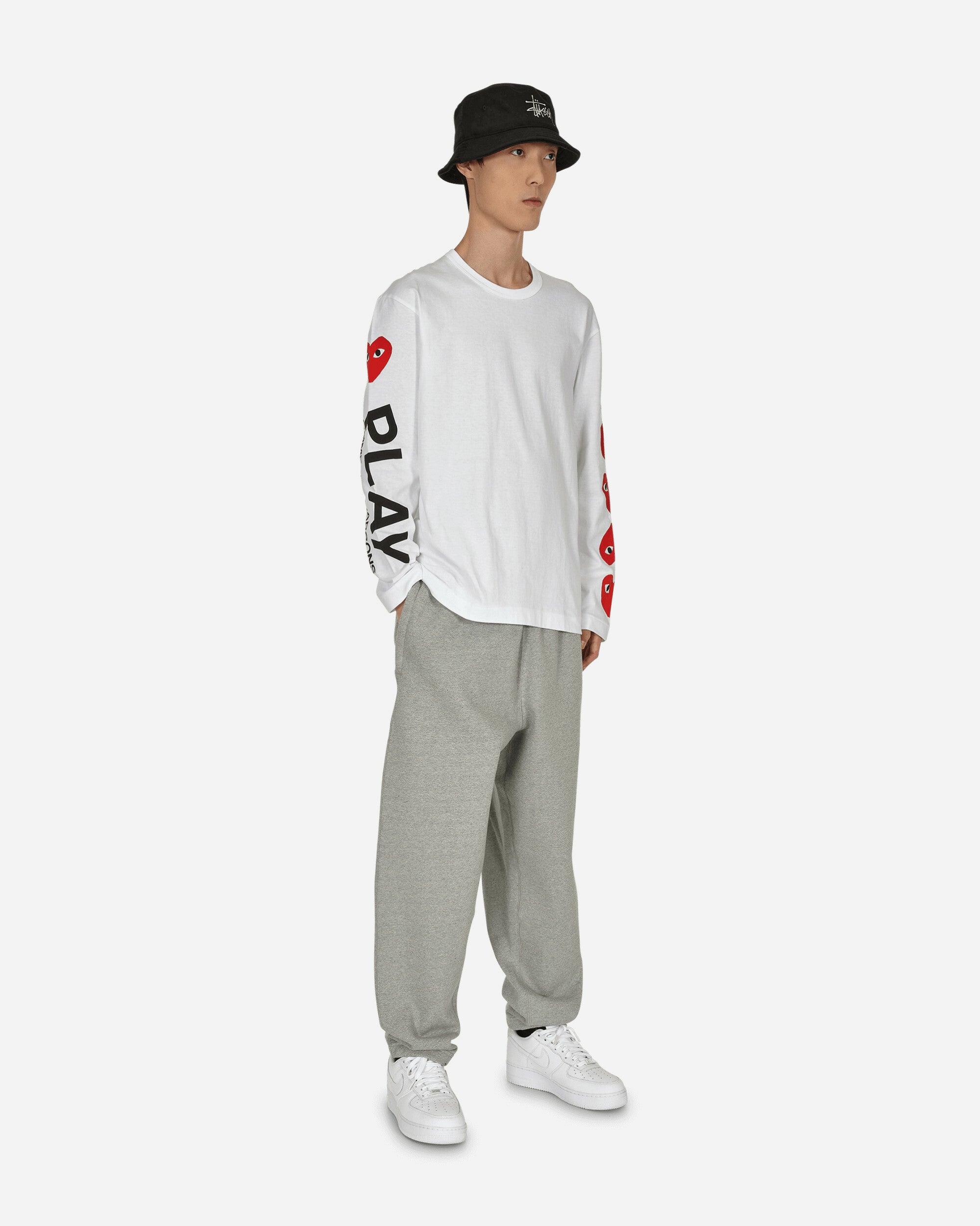 Comme Des Garçons Play Play Logo White T-Shirts Longsleeve P1T262 1